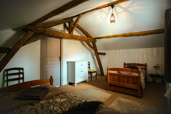 กรีนลอดจ์ ชั้น 1 