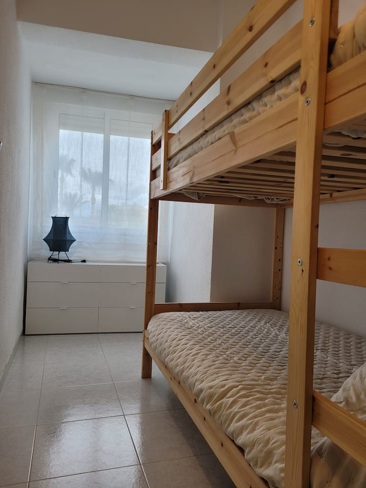 Dhomë gjumi 2