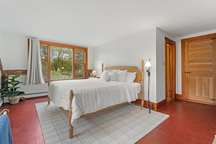 Master Bedroom on the 2nd Floor