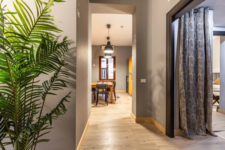 Flatinrome Trastevere A Terrace Wifi Jacuzzi gallery image 4