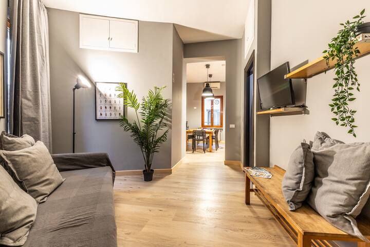 Flatinrome Trastevere A Terrace Wifi Jacuzzi gallery image 2