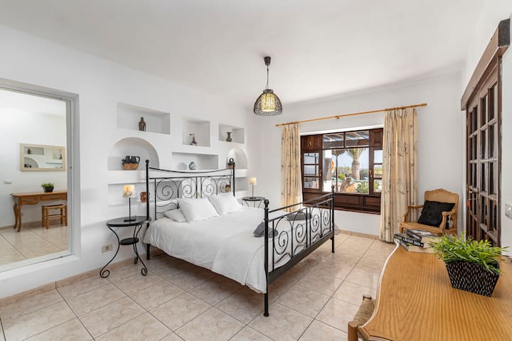 საძინებელი 1