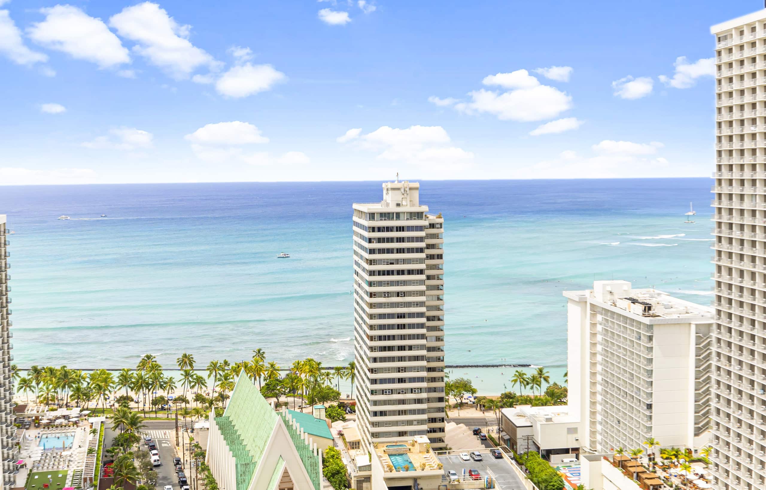 Deluxe Ocean View Free Parking Waikiki 3106-T1 - Image 1
