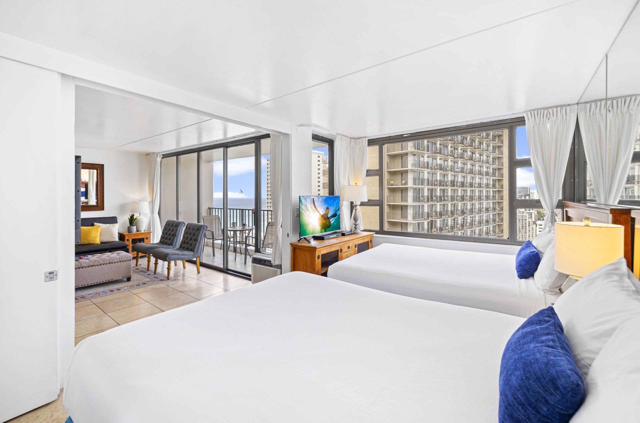 Deluxe Ocean View Free Parking Waikiki 3106-T1 - Image 22