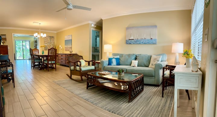 Seaside Whimsy Beach Retreat! - Melbourne, FL