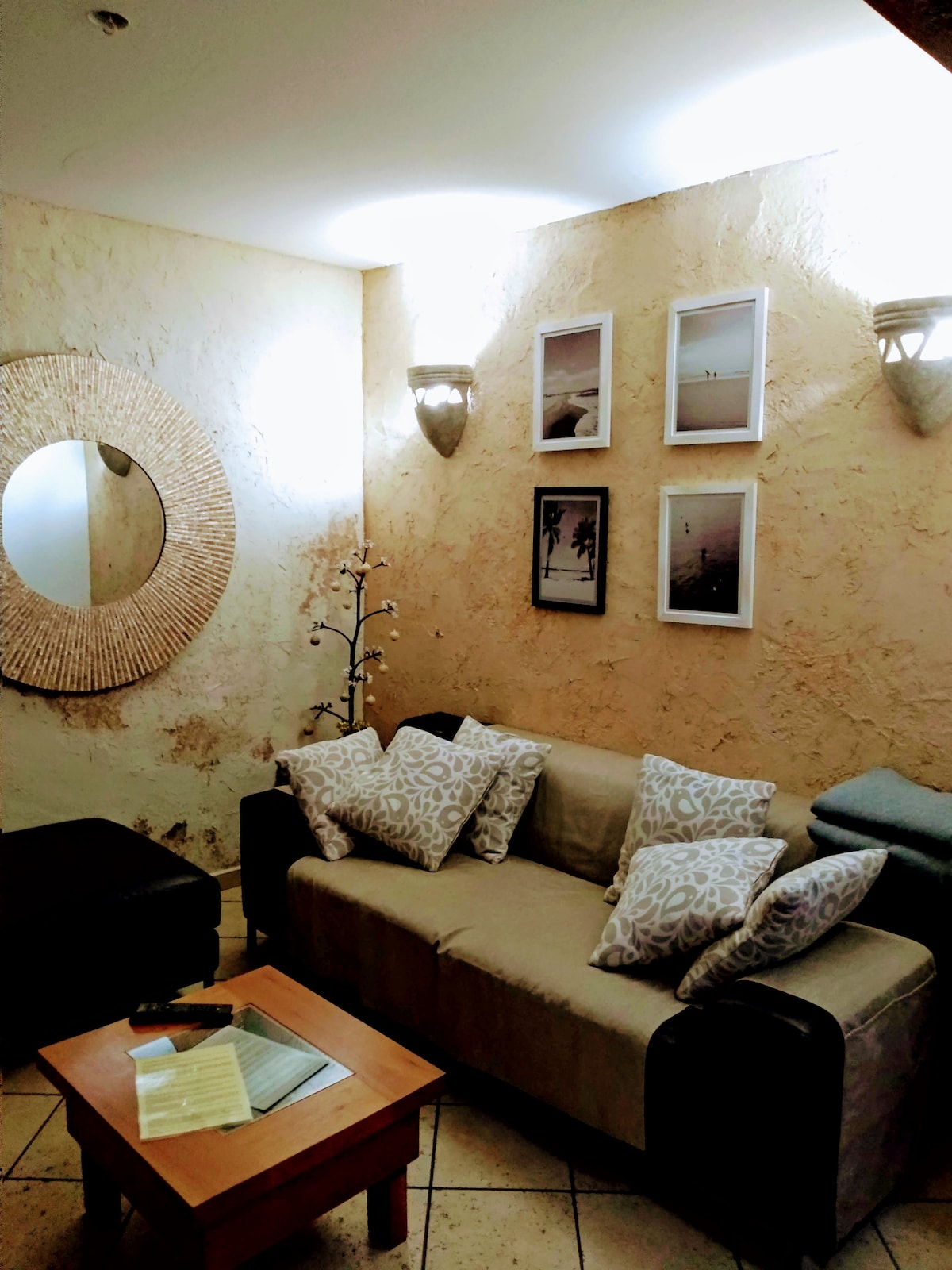 Popular Airbnb listing: Unique Rustic Villa. Cool and Calm 3 dorm, max 6 p in La Oliva