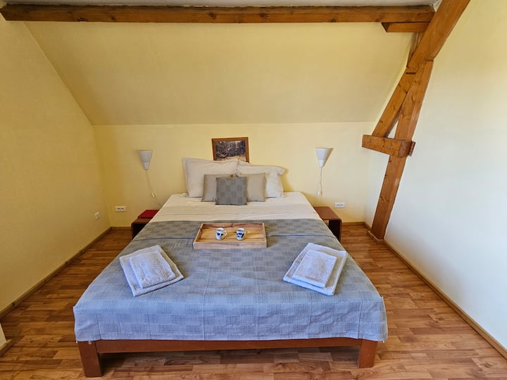 เตียง Auping Auronde กว้าง 1.80 ม. ยาว 2.10 ม. 