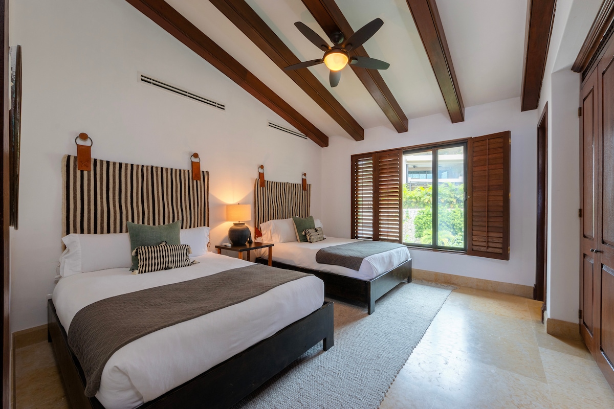 Dormitorio 3 (2 camas tamaño queen).