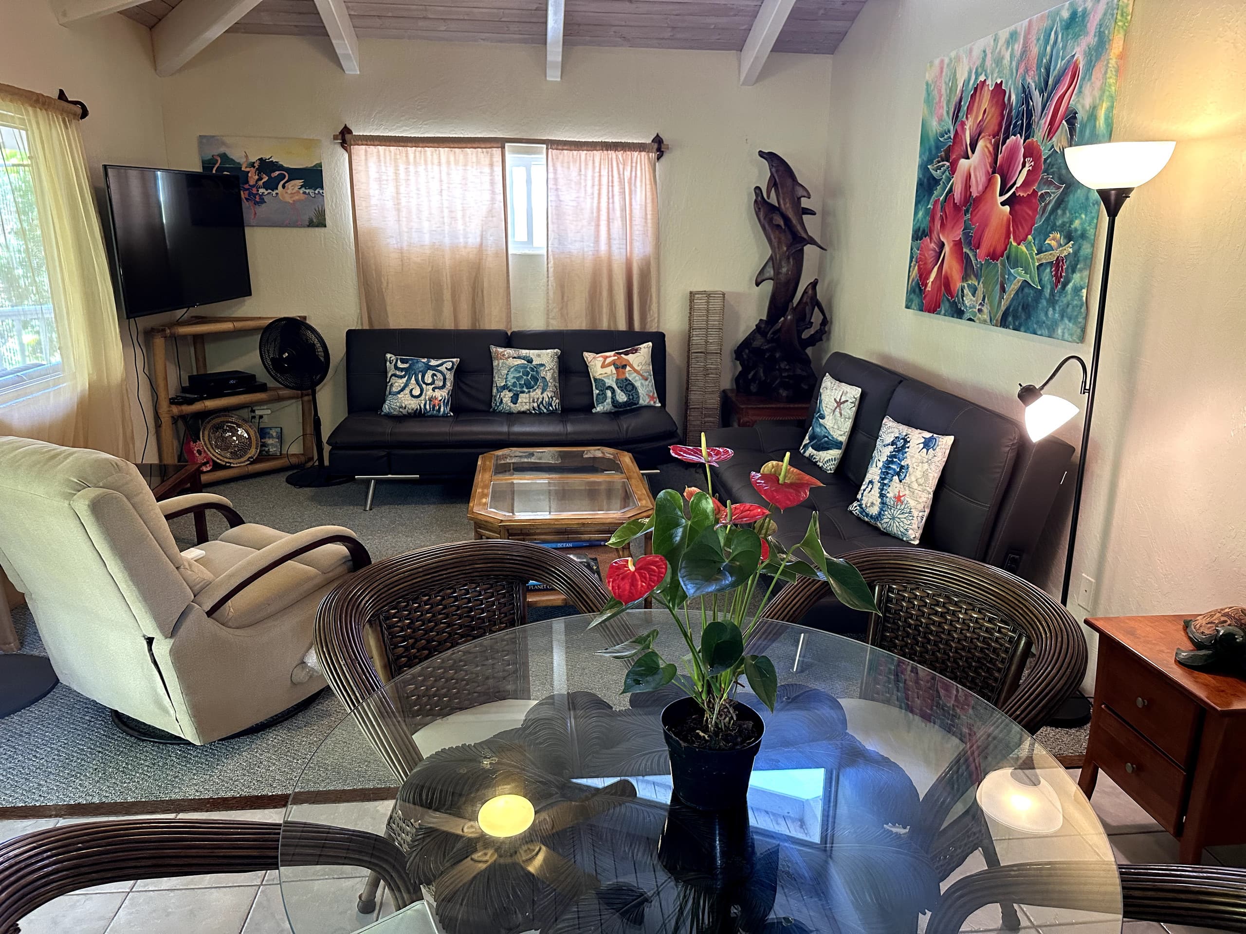 Manini Mermaid Paradise at Kealakekua Bay - Photo 3