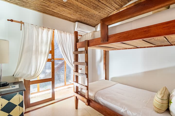 Υπνοδωμάτιο 8