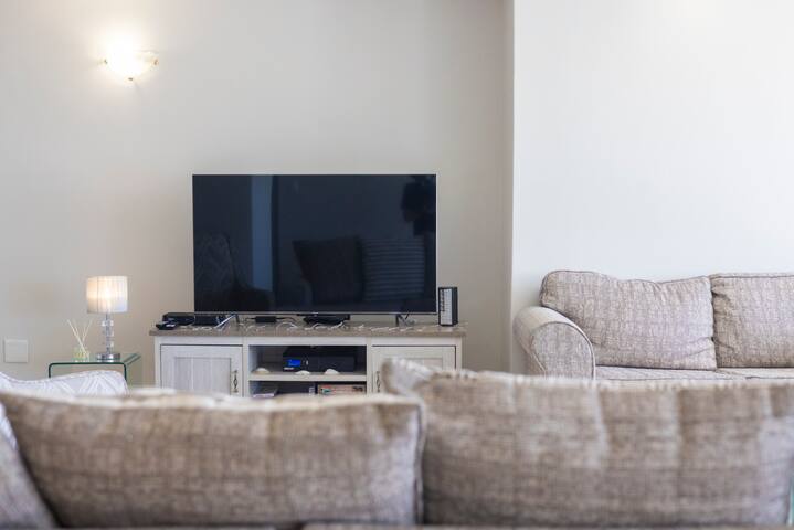 Gordons Bay Luxury Penthouse gallery image 4