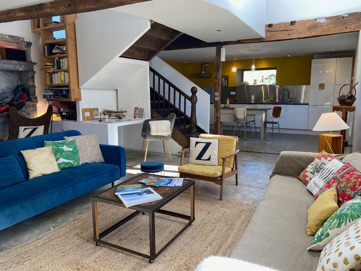 Magnifique Gîte Contemporain, Calme, Wifi - Oloron-Sainte-Marie