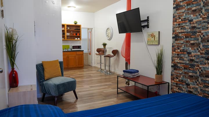 Compact Studio, 12-min Express Bus To Midtown - New York