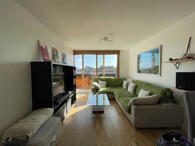 Top Floor Apartment | Amazing Views | City Centre