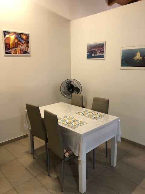 Popular Airbnb listing: Tropea Vacation Home, Alessandro in Tropea