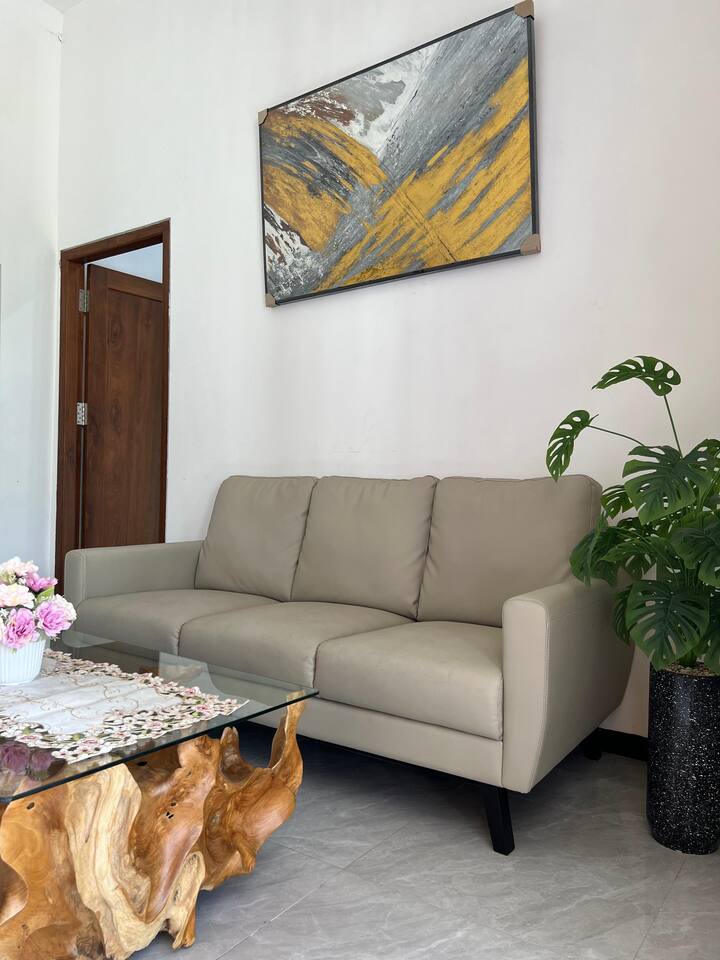 Villa Luas Dekat Malang-batu - Murah! Xtra Bed - Malang