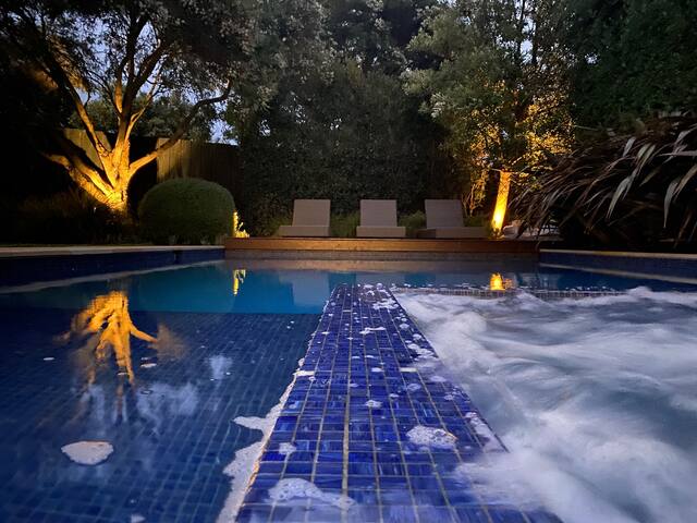 Luxury Canterbury Jetty Pool, Spa, Blairgowrie gallery image 2