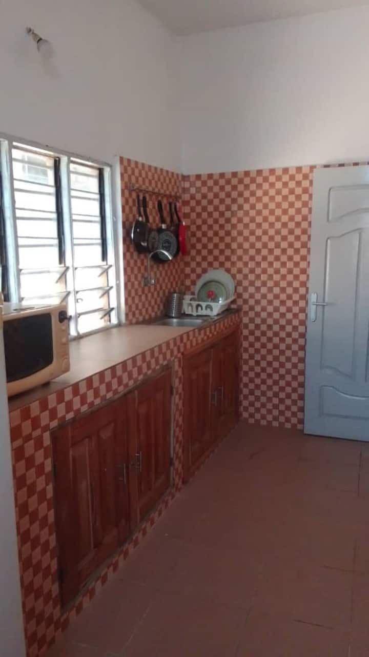 VILLA IMAN - 2 room apartment in Agata-yeviè/Adjarra