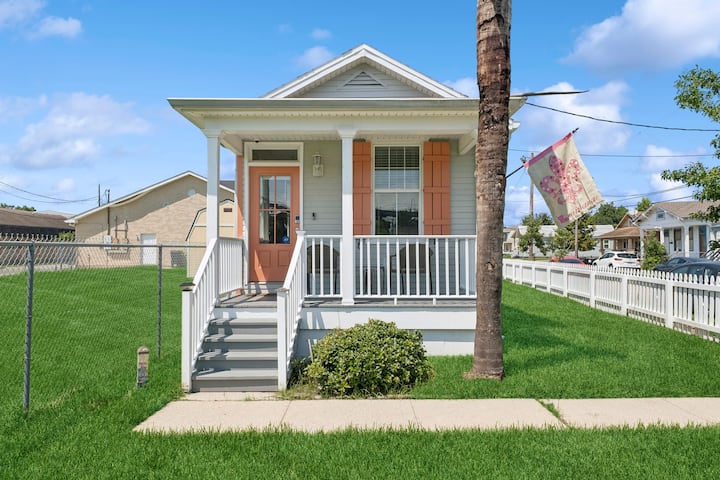 3-br Home | Pet-friendly + Yard & Parking - New Orleans, LA
