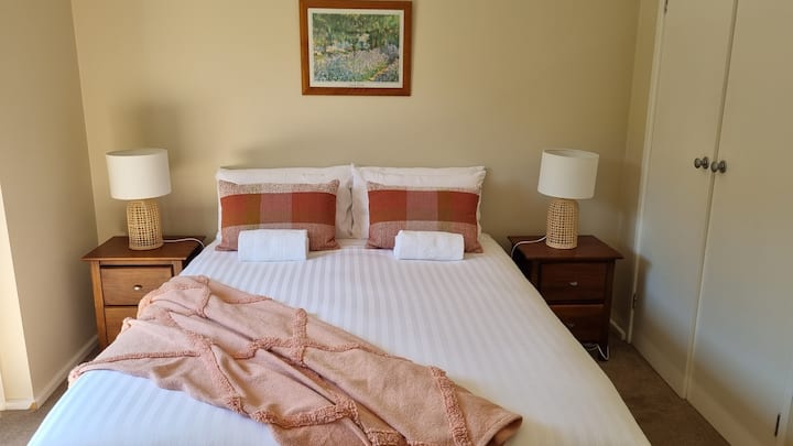 "On The Banks" 1br - Porepunkah