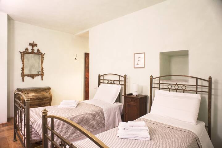 Berardi Palace Apartments gallery image 3