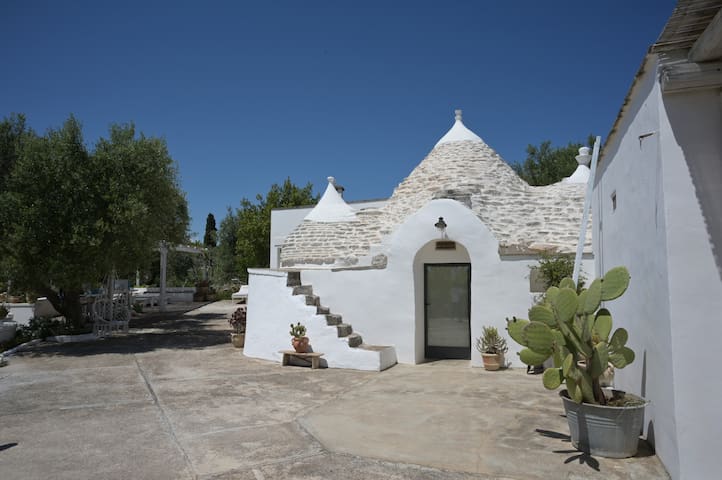 Trullo Rorà – Ostuni gallery image 3