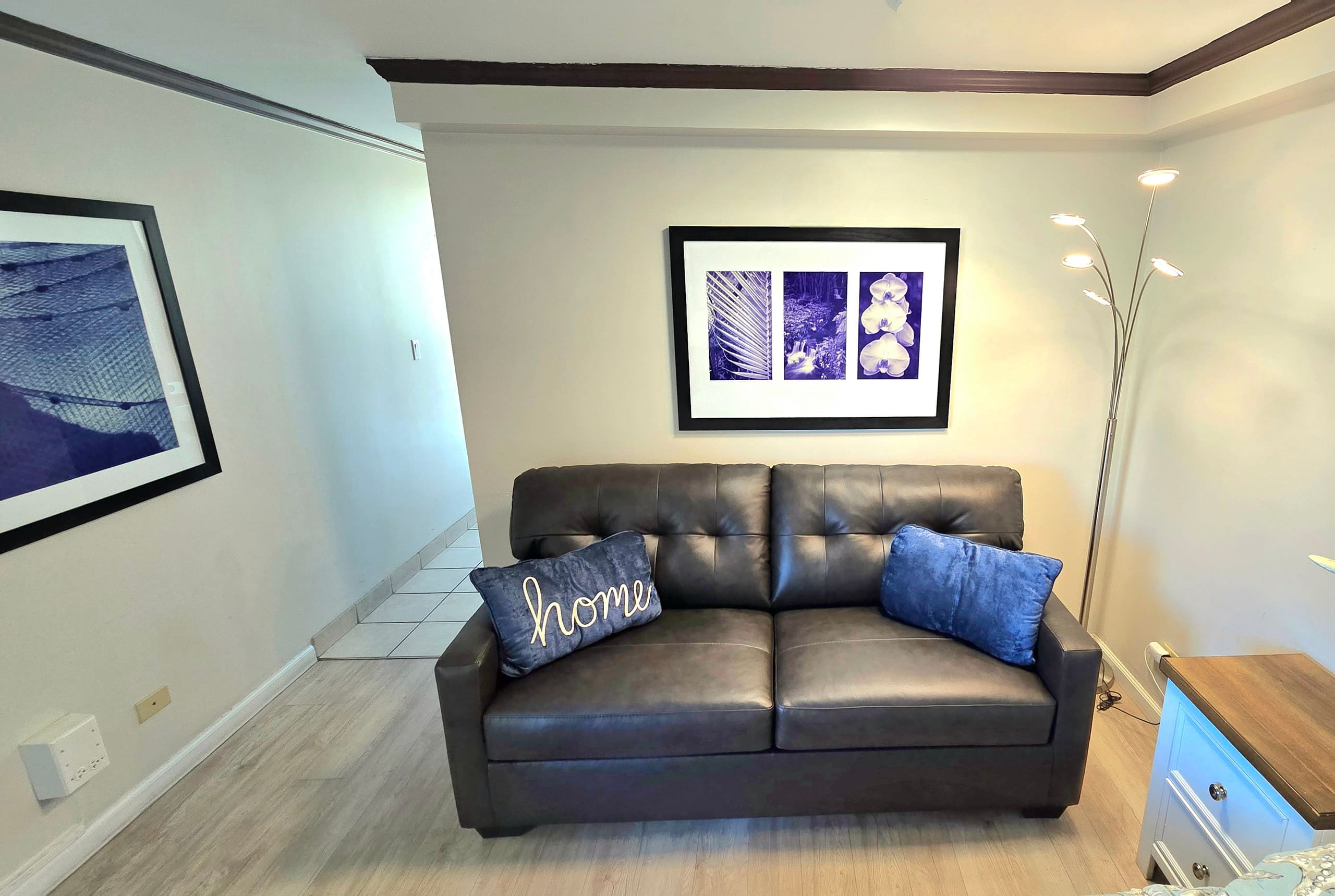 Condo in Honolulu · ★4.8 · Studio · 1 bed · 1 bath - Image 17