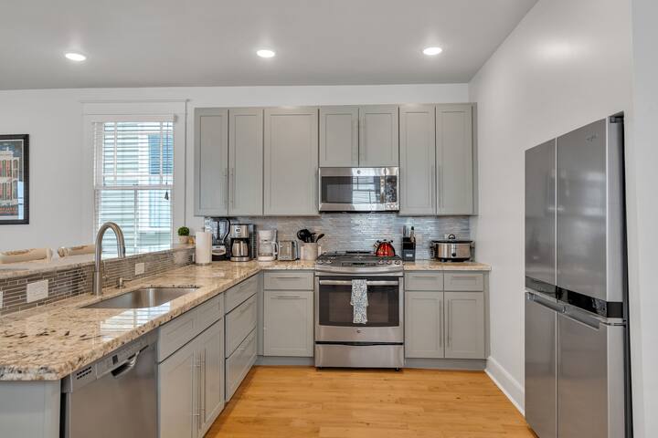 Uptown NOLA – 2 blocks to the new Freret St. gallery image 5