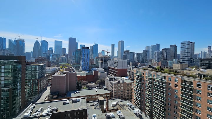 Downtown 2b+2b With Huge Balcony And Amazing View!