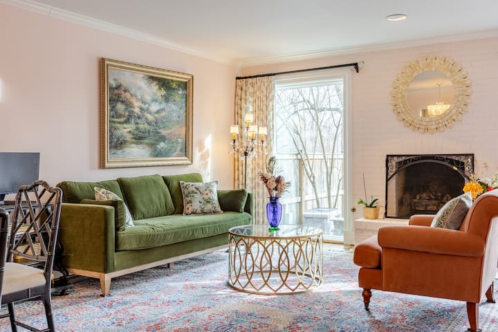 Comfort & Charm In Georgetown - 3bd - Bethesda, MD