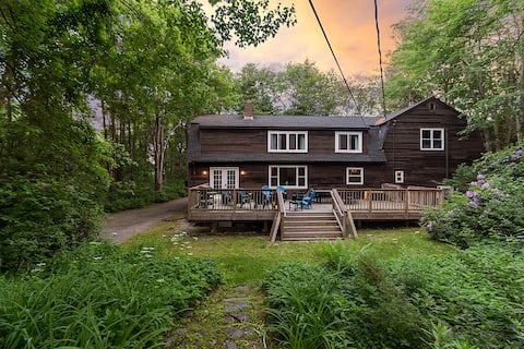 Kennebunkport House - Walk to Dock Square!