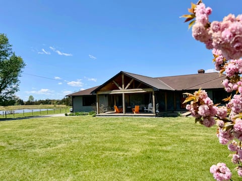 Entire Farmhouse on 250 Acres Near Charlottesville