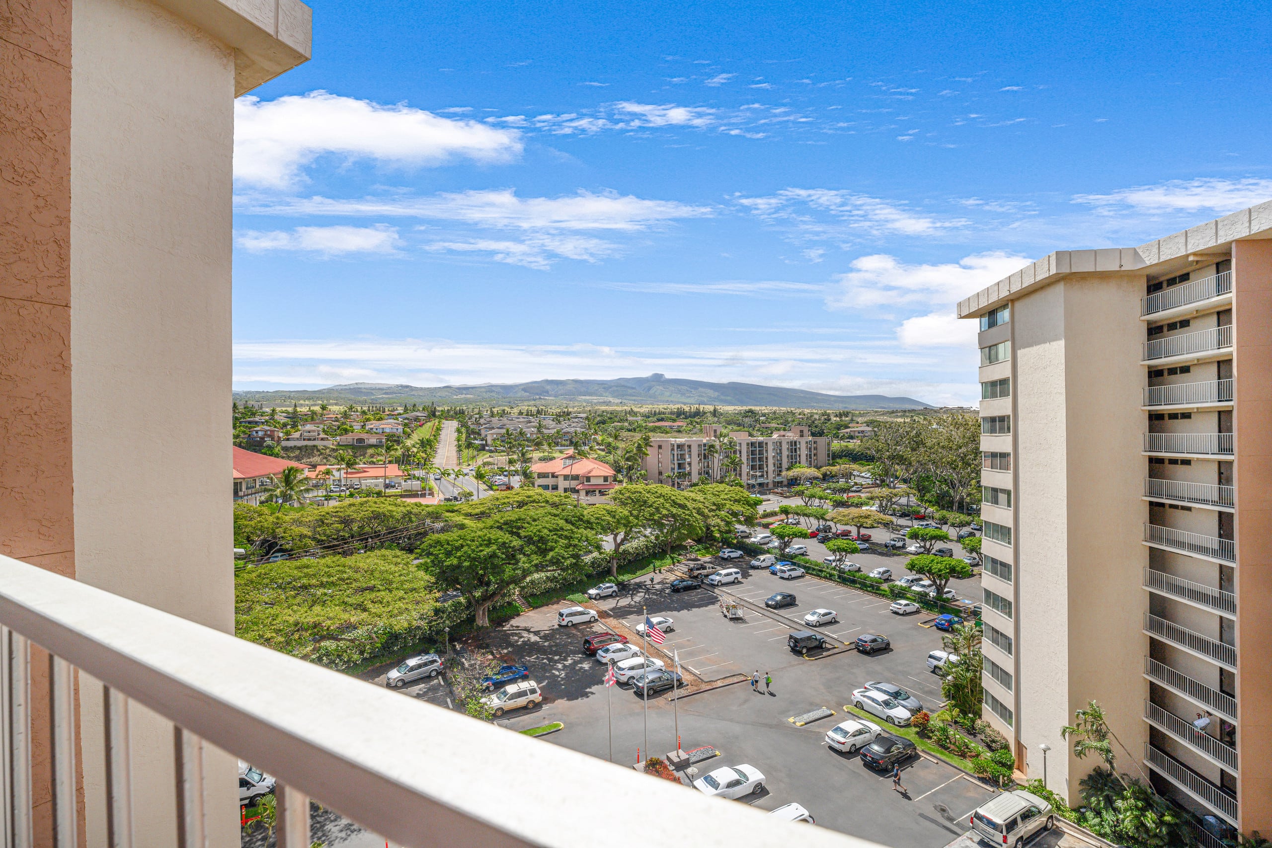 Condo in Lahaina · ★4.93 · Studio · 2 beds · 1 bath - Image 39