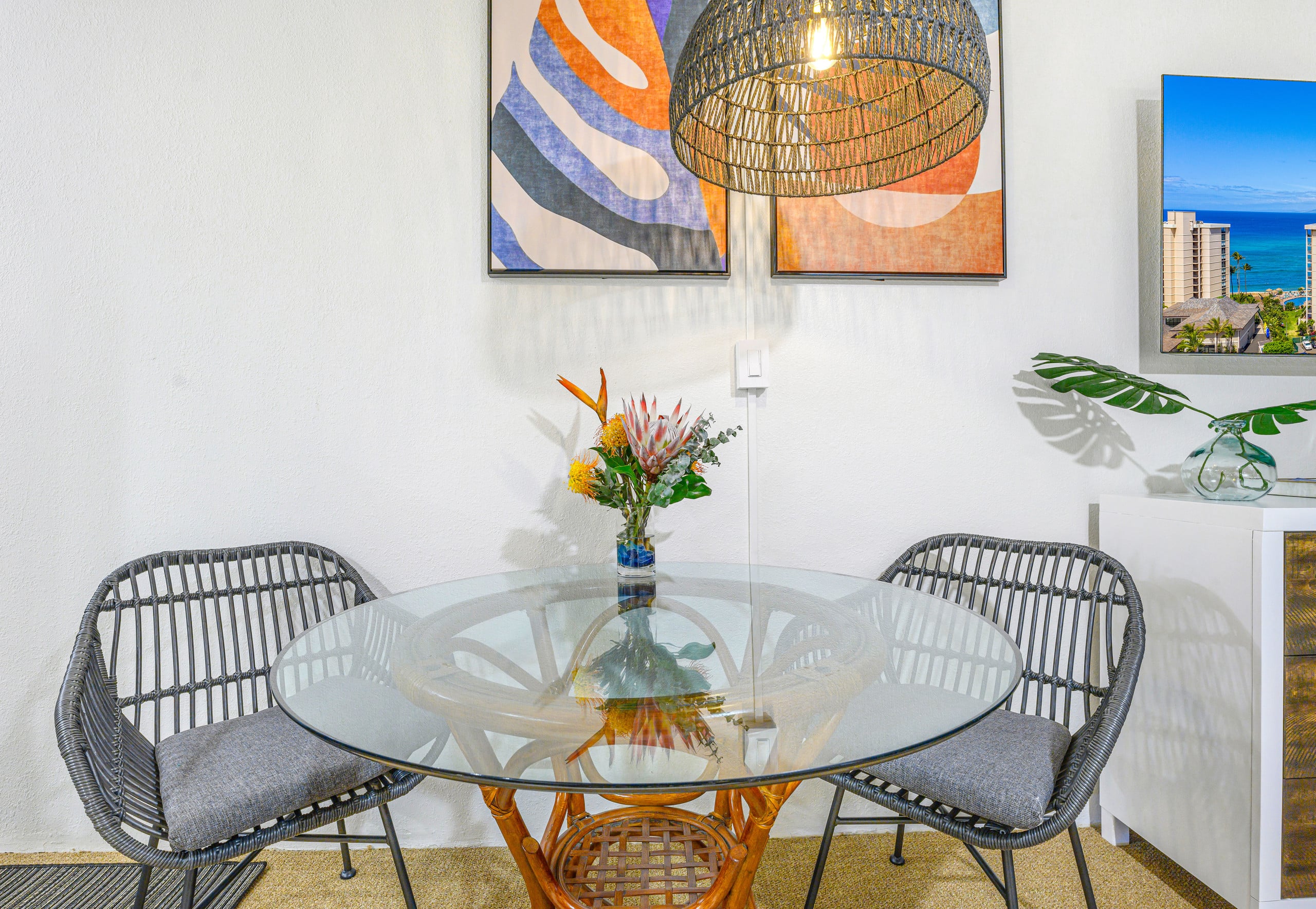 Condo in Lahaina · ★4.93 · Studio · 2 beds · 1 bath - Image 7