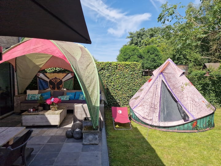 Tente Tomorrowland Easy Tent Ltd – 2 Places – Pop-up étanche – Occasion