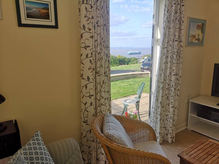 Severn View - 3 Bedrooms, Sleeps 6 - クリーブドン