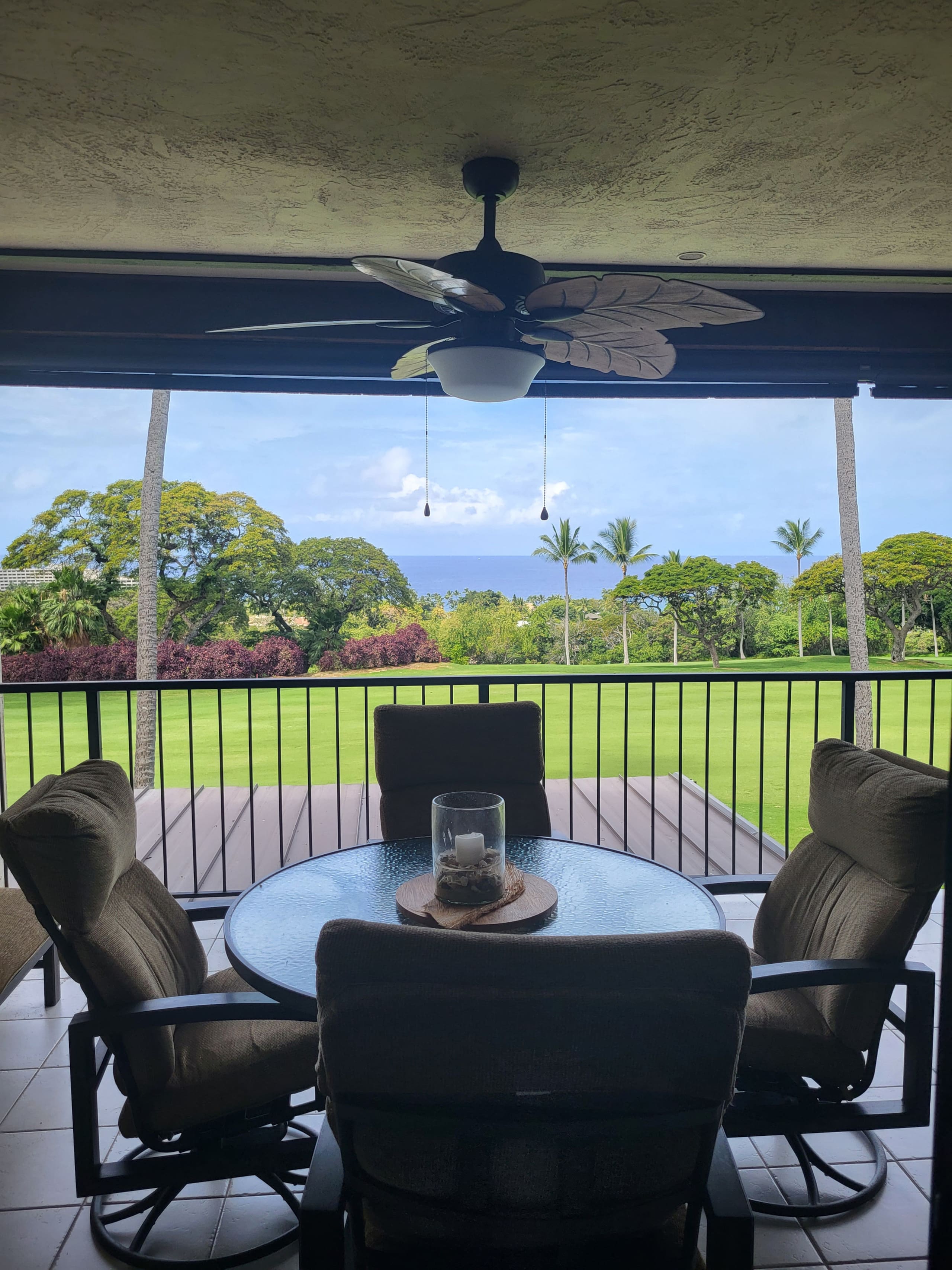 Condo in Kailua-Kona · ★4.9 · 2 bedrooms · 3 beds · 2 private baths - Image 14