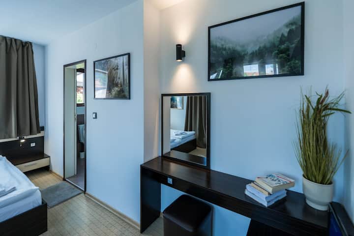 Спална соба 8