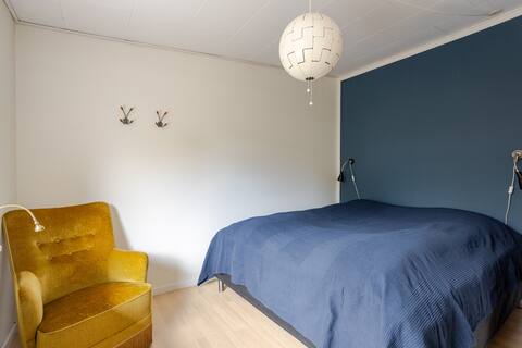 Small apartment - private bathroom