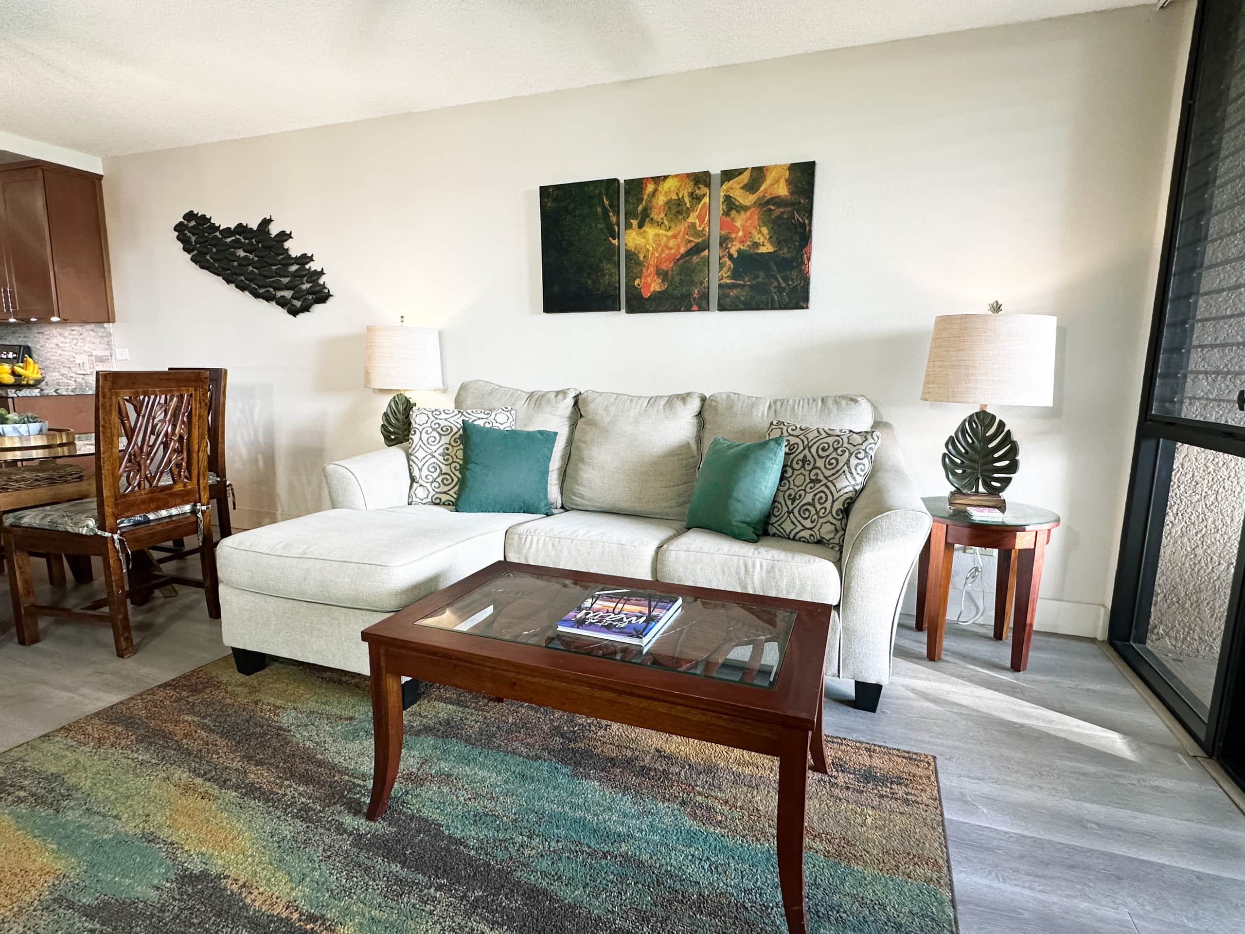 Last Minute Incredible Deal Fully Renovated 1b/2ba - Image 4