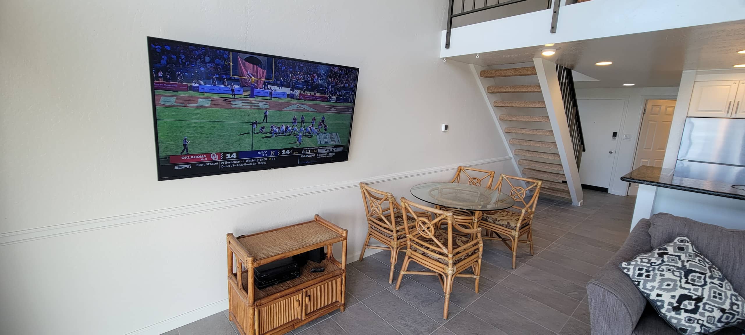 Condo in Lahaina · ★4.36 · 2 bedrooms · 4 beds · 2 baths - Image 2
