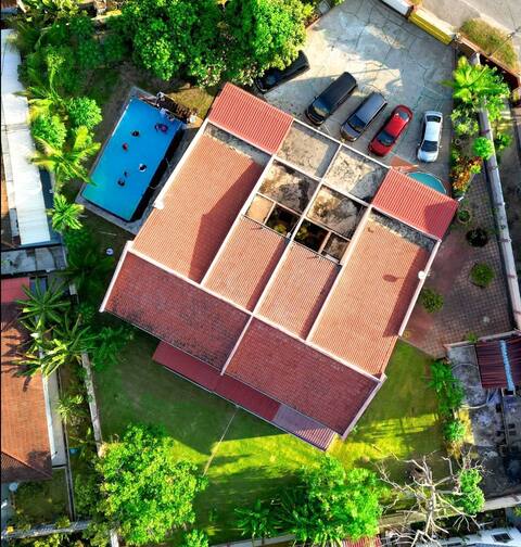 BiggestVilla in Lumut-M'jung|250'Cinema|Pool|30Pax