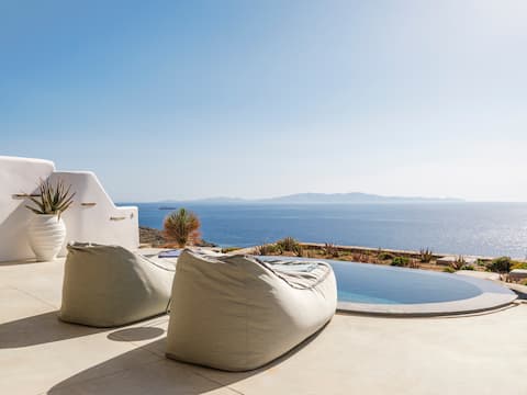 Superior suite with private pool - Tinostra Casa