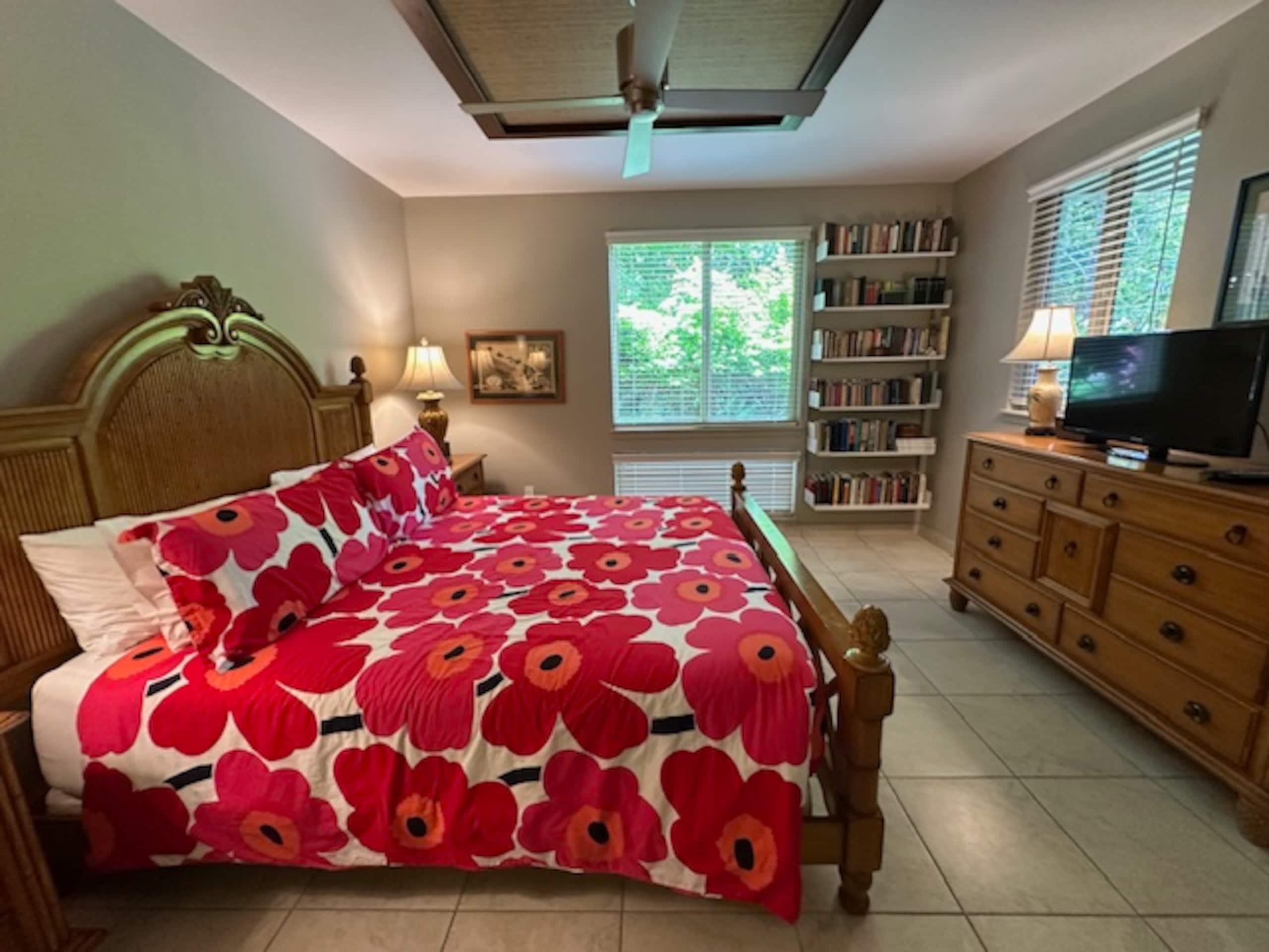 Condo in Waimea · ★4.97 · 2 bedrooms · 3 beds · 2 baths - Image 23