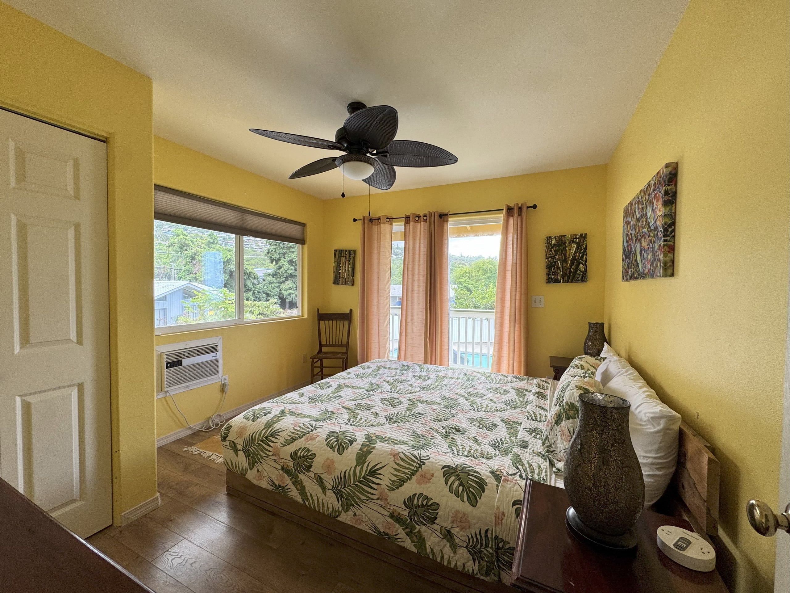 Home in Kailua-Kona · ★4.79 · 5 bedrooms · 8 beds · 2 shared baths - Image 6