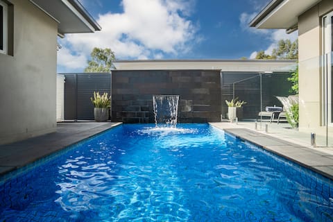 Hunter Valley, Vintage Resort home 