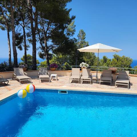 Can Winando. Villa with Sea Views in Deia. gallery image 3