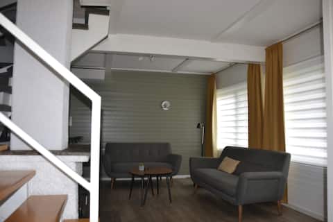 Popular Airbnb listing: House with lakeview (Kirchheim/Hessen/Germany) in Kirchheim