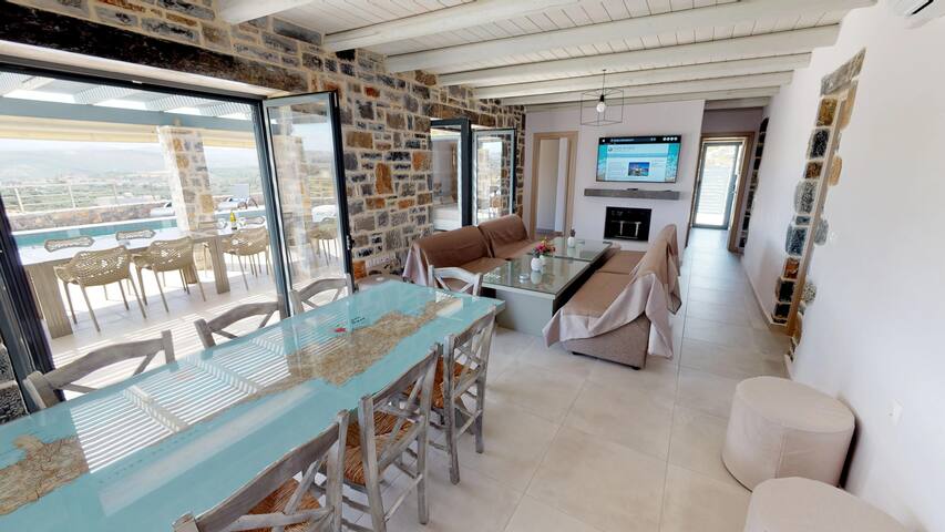 Mandy Luxury Villa by Cretevasion gallery image 4