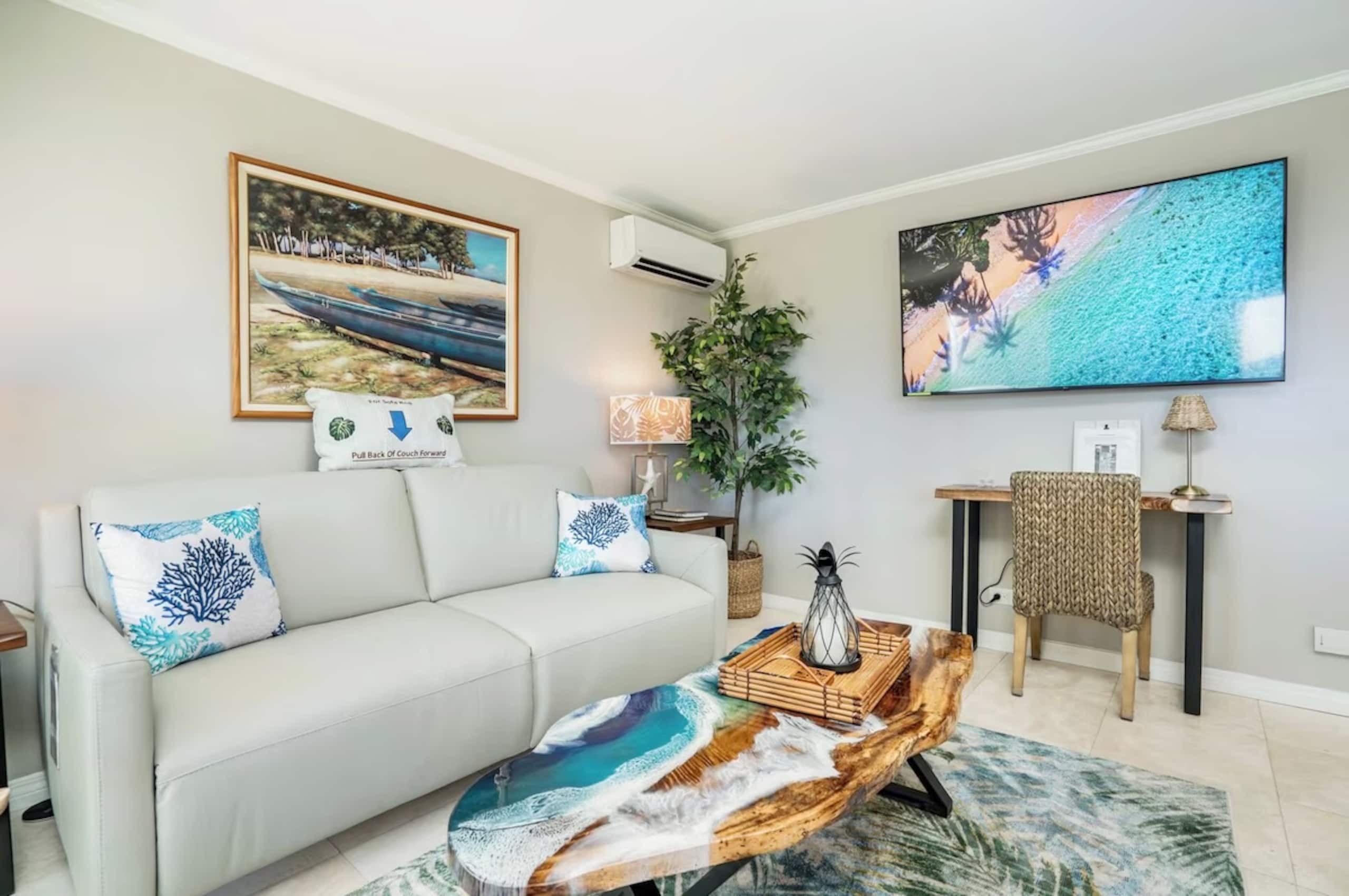 Waikiki 1 Bedroom Suite with Free Parking! - Image 13